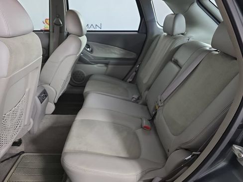 Used 2004 Chevrolet Malibu LT w/ Preferred Equipment Group FWD image 22