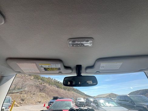 Used 2013 Toyota FJ Cruiser 4WD w/ Upgrade Pkg image 21