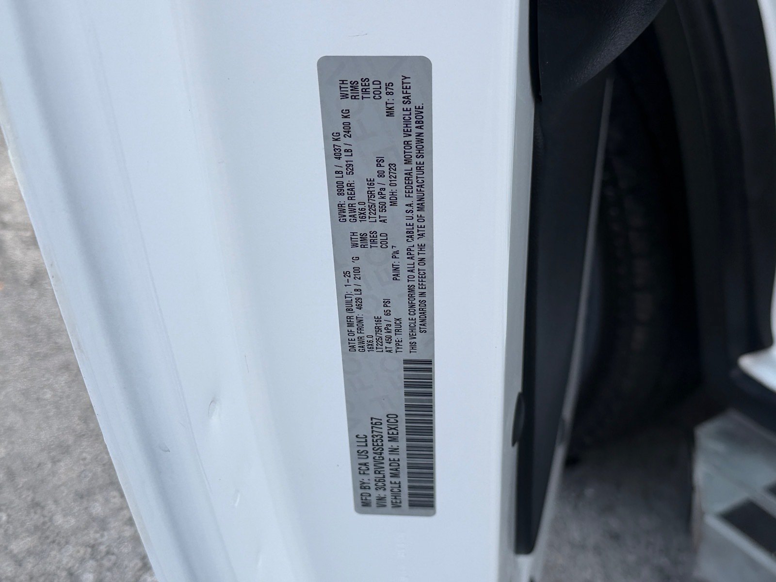 Used 2025 RAM ProMaster 2500 w/ U-Haul Equipment Group FWD image 21