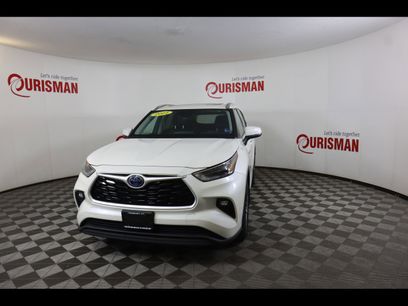 Used 2021 Toyota Highlander XLE
