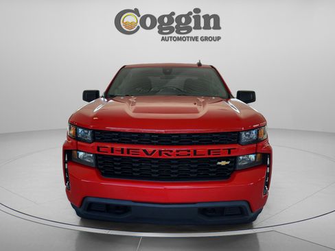 Used 2022 Chevrolet Silverado 1500 Custom w/ Safety Confidence Package RWD image 8