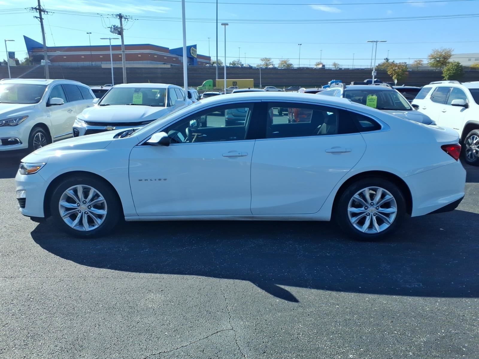 Used 2023 Chevrolet Malibu LT FWD image 4