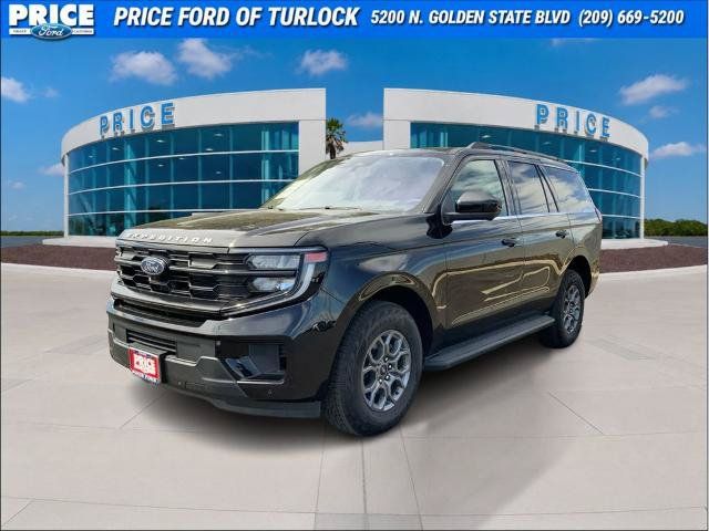 Certified 2025 Ford Expedition Active RWD image 1