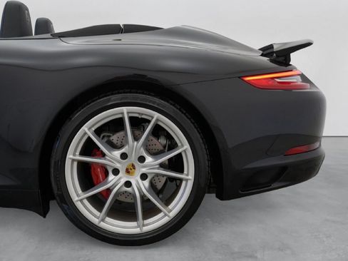 Used 2017 Porsche 911 Carrera S RWD image 43