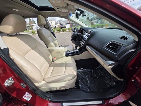 Used 2017 Subaru Outback 3.6R Limited image 15