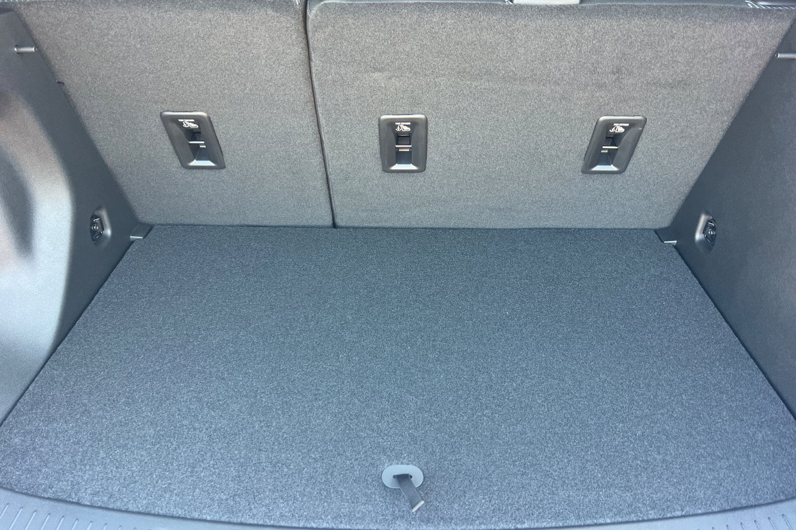 New 2027 Chevrolet Bolt LT FWD image 17