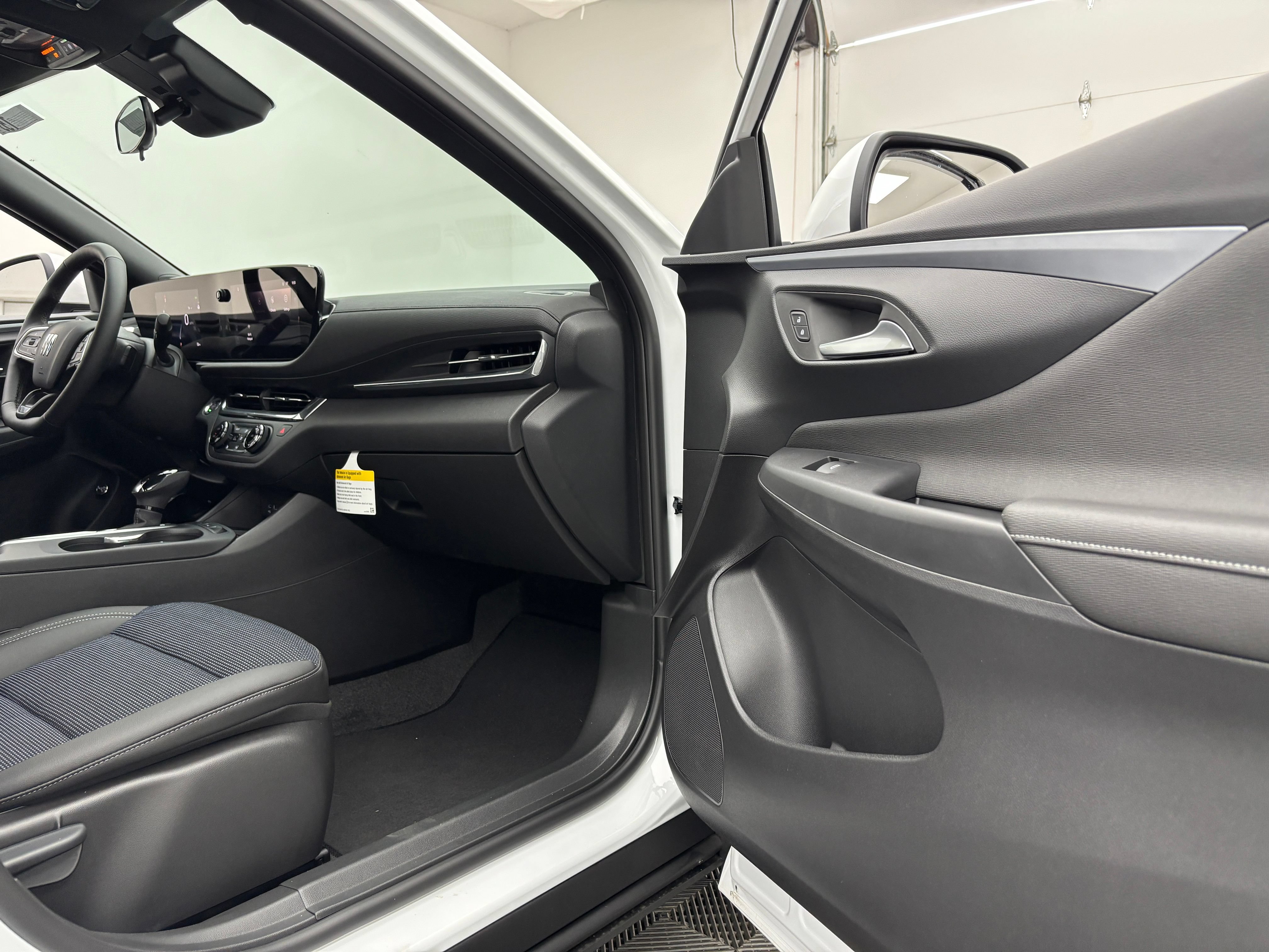 New 2026 Buick Envista Sport Touring w/ Convenience I Package FWD image 30