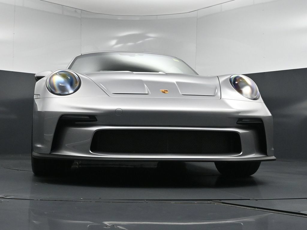 Certified 2024 Porsche 911 GT3 RS RWD image 30