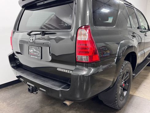 Used 2007 Toyota 4Runner Limited AWD/4WD image 10