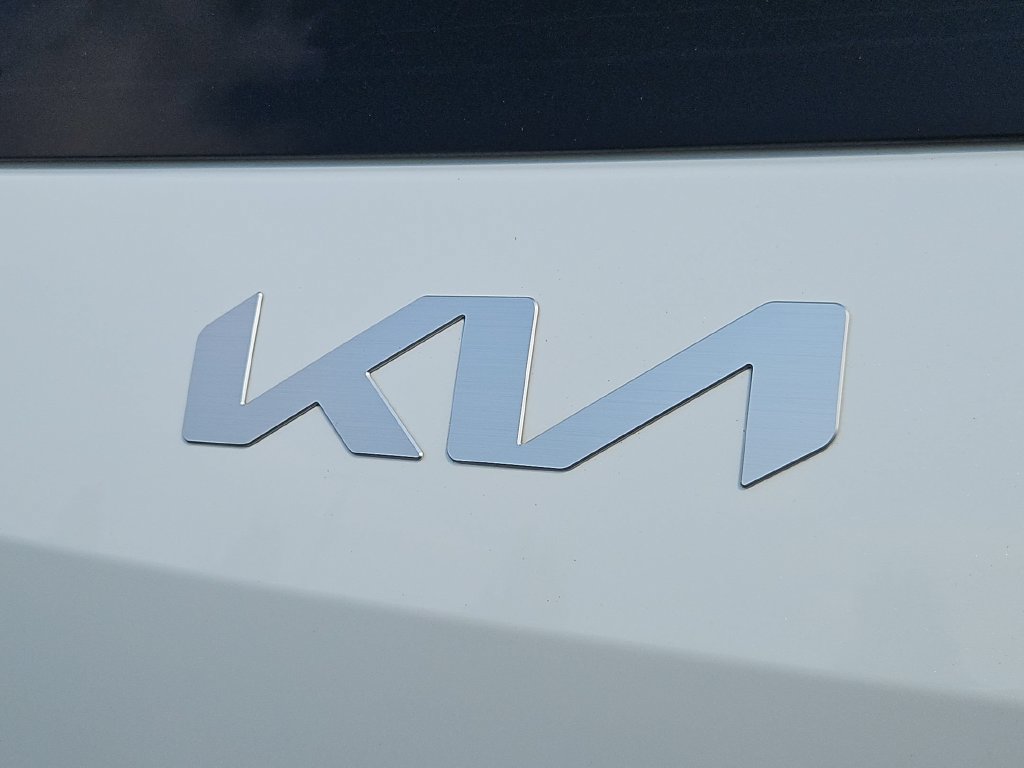Used 2024 Kia EV9 GT-Line AWD/4WD image 25