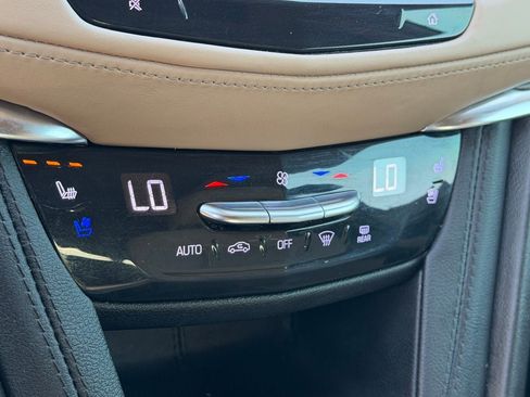 Used 2022 Cadillac XT5 Sportv w/ Platinum Package AWD/4WD image 22