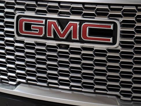 Used 2021 GMC Yukon XL Denali AWD/4WD image 14