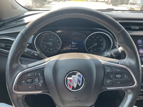 Used 2022 Buick Encore GX Essence w/ Experience Buick Package image 9