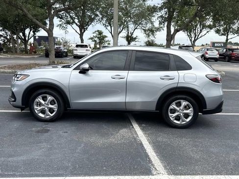 Used 2023 Honda HR-V LX image 8