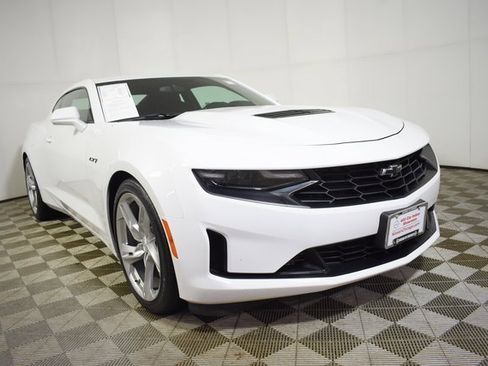 Used 2021 Chevrolet Camaro LT image 3