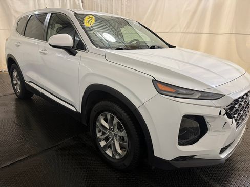Used 2019 Hyundai Santa Fe SE image 13