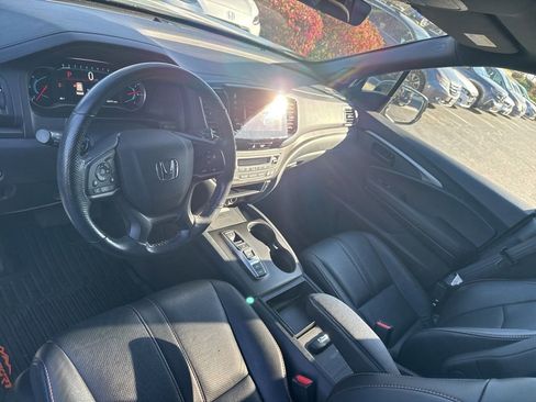 Used 2022 Honda Pilot TrailSport image 21