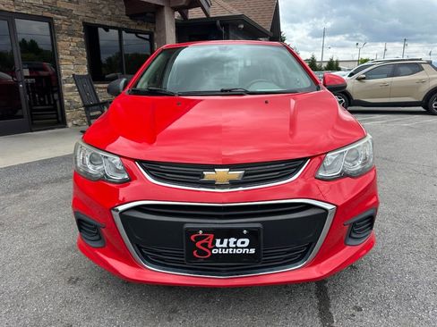 Used 2018 Chevrolet Sonic Premier FWD image 8