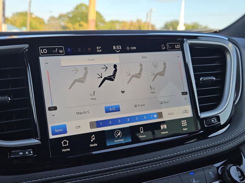 New 2026 Chrysler Pacifica Select FWD image 24