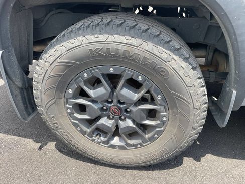 Used 2023 Nissan Frontier PRO-4X w/ Pro-4X Premium Package AWD/4WD image 11