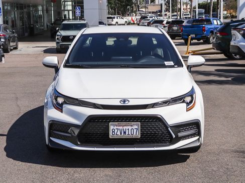 Certified 2022 Toyota Corolla SE image 2