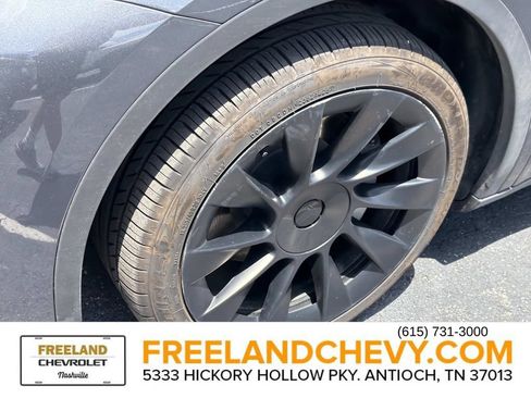 Used 2023 Tesla Model Y Long Range AWD/4WD image 9