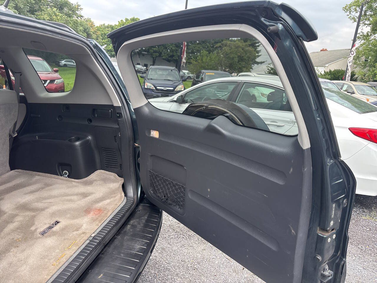 Used 2011 Toyota RAV4 4WD w/ Preferred Premium Pkg image 14