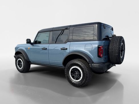 New 2025 Ford Bronco Badlands image 4