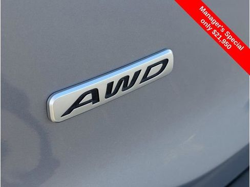 Used 2022 Kia Telluride LX image 9