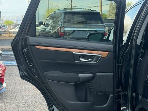 Used 2017 Honda CR-V EX image 40