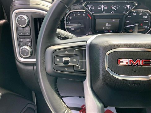 Used 2022 GMC Sierra 1500 Elevation w/ X31 Off-Road Package AWD/4WD image 17