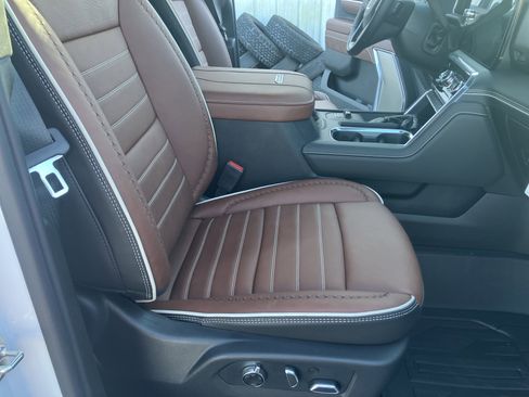 New 2026 GMC Sierra 2500 Denali Ultimate image 15