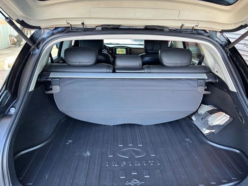 Used 2010 INFINITI EX35 Journey RWD image 13