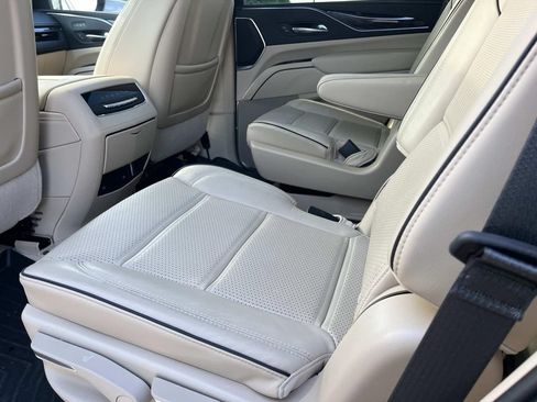 Used 2023 Cadillac Escalade Premium Luxury w/ LPO, Radiant Package AWD/4WD image 21