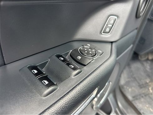 Certified 2022 Ford Expedition XLT image 37