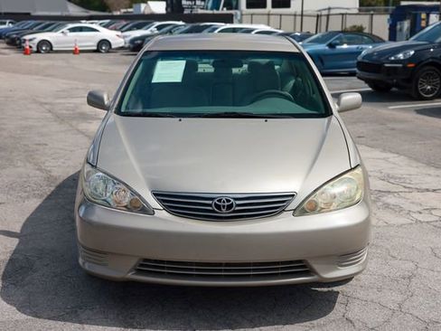 Used 2006 Toyota Camry LE image 22