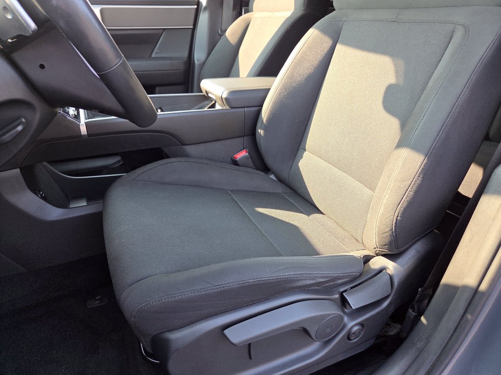 Used 2024 Hyundai Santa Fe SE AWD/4WD image 27