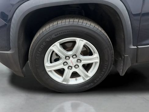 Used 2017 GMC Acadia SLE FWD image 27