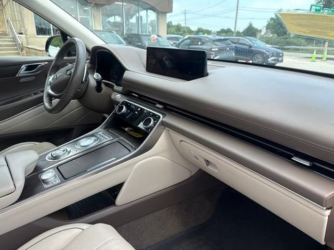 Used 2022 Genesis GV80 2.5T w/ Advanced Package 02 AWD/4WD image 23