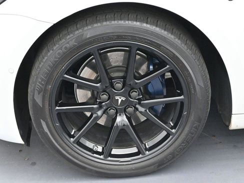 Used 2022 Tesla Model 3 Long Range image 32