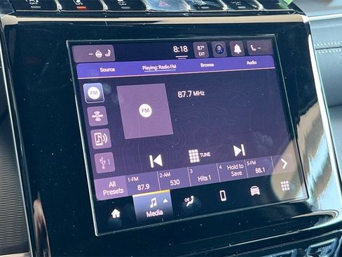 New 2025 Jeep Grand Cherokee Altitude image 18