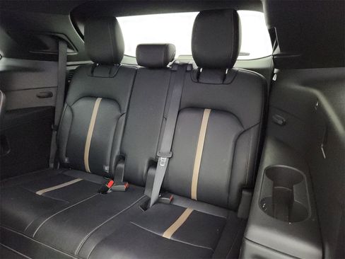 Certified 2024 MAZDA CX-90 Plug-In Hybrid w/ Premium Plus image 5