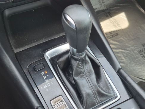 Used 2018 MAZDA MAZDA3 Sport w/ Preferred Equipment Package FWD image 26