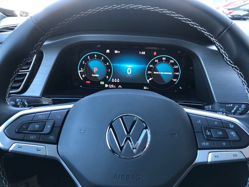 Used 2026 Volkswagen Atlas Cross Sport SE w/ Panoramic Sunroof Package AWD/4WD image 14
