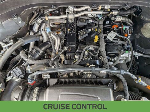 Used 2021 Ford Explorer XLT w/ Equipment Group 202A AWD/4WD image 14