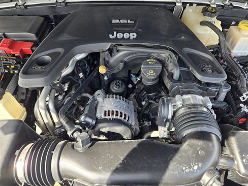 Used 2020 Jeep Gladiator Rubicon image 29