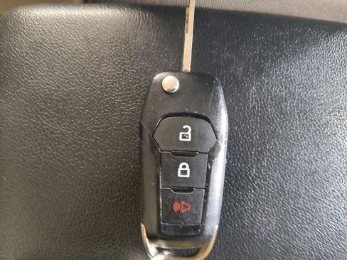Used 2021 Ford EcoSport S FWD image 32