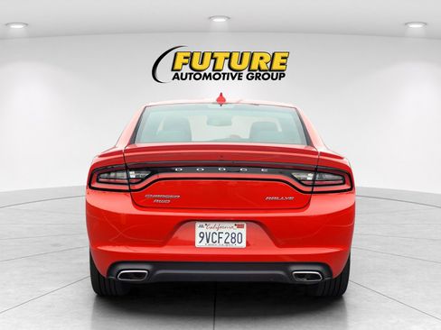 Used 2016 Dodge Charger SXT w/ Rallye Group image 6