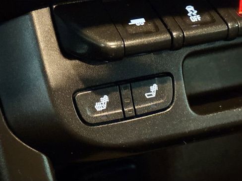 Used 2021 GMC Canyon Elevation w/ High Elevation Package image 21