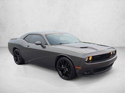 Used 2016 Dodge Challenger R/T w/ Blacktop Package RWD image 3